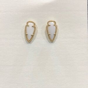 Kendra scott earrings